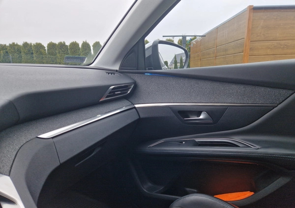 Peugeot 3008 cena 83900 przebieg: 134500, rok produkcji 2017 z Mieszkowice małe 254